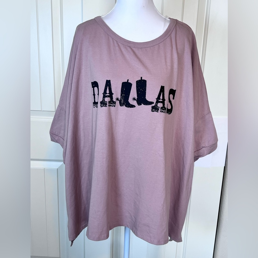 Fantastic Fawn Oversized Boyfriend Comfy Dallas Cowboy Boots Tee Sz Medium to XL